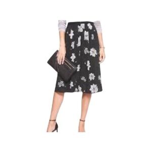 Banana Republic Factory   Black Floral Button Down Pleated MIDI Skirt Size 12
